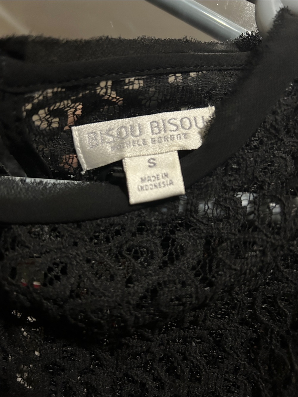 NWT! Women's Peplem Lace and Leather Top - Picture 2 of 4